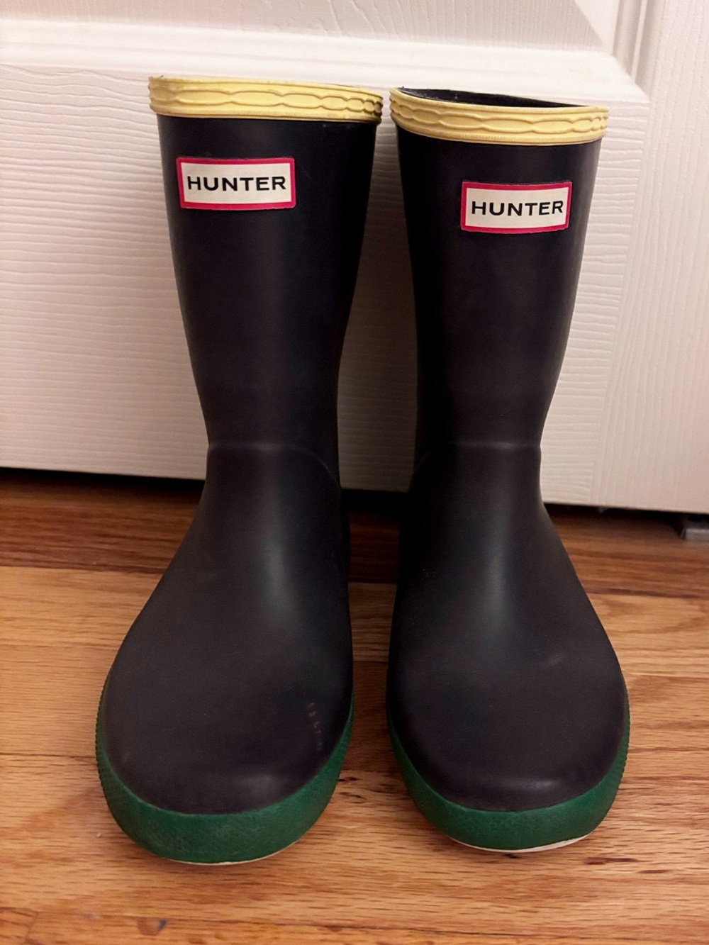 Hunter Kids Navy Blue Rain Boots with Green Soles and Yellow Trim Sz 11